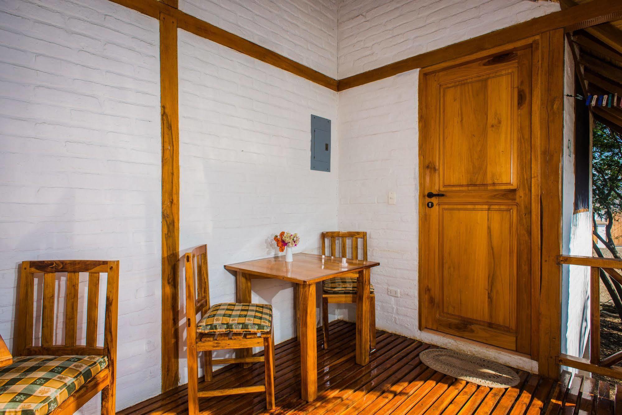 Hosteria La Terraza Пуэрто-Лопес Экстерьер фото